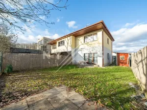 Prodej rodinného domu, Králův Dvůr, Větrná, 80 m2