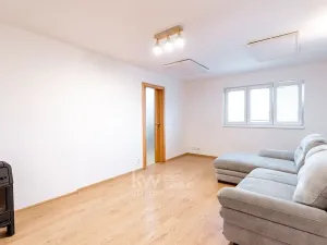 Pronájem bytu 2+kk, Praha - Žižkov, Viklefova, 56 m2