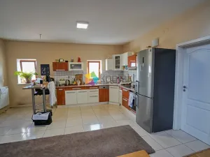 Prodej bytu 3+1, Znojmo, Zelenářská, 192 m2