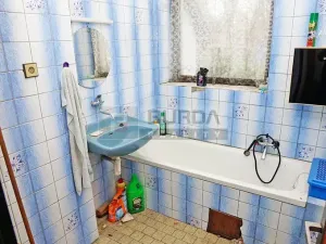 Prodej podílu rodinného domu, Zeleneč, Kasalova, 285 m2