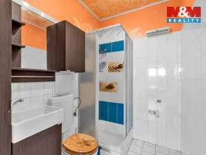 Prodej bytu 2+kk, Lázně Bělohrad, Třetí strana, 35 m2