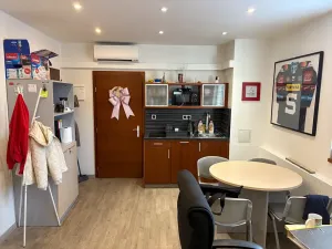 Pronájem skladu, Praha - Kunratice, Dobronická, 400 m2