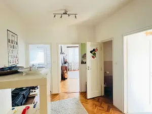 Prodej bytu 3+kk, Praha - Podolí, Podolská, 73 m2