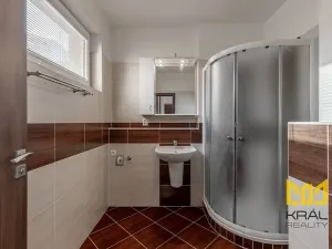 Pronájem bytu 1+kk, Praha - Horní Měcholupy, Hornoměcholupská, 34 m2