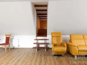 Prodej komerční nemovitosti, Praha - Újezd nad Lesy, Starokolínská, 510 m2