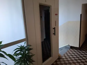 Prodej bytu 3+1, Cheb, Na Hradčanech, 76 m2