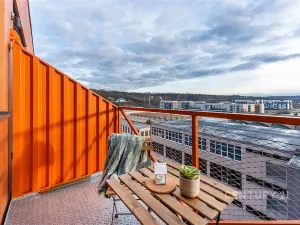 Pronájem bytu 1+kk, Praha, Kolbenova, 40 m2