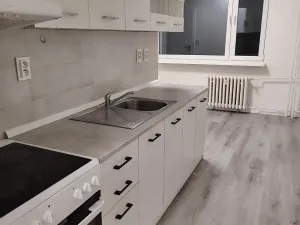 Pronájem bytu 2+1, Chomutov, 17. listopadu, 62 m2