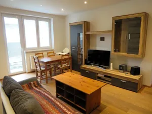 Pronájem bytu 3+kk, Praha - Vršovice, Ukrajinská, 69 m2