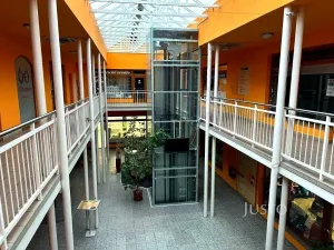 Pronájem obchodního prostoru, Písek, Havlíčkovo nám., 75 m2