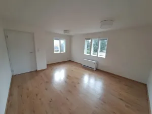 Pronájem bytu 2+kk, Praha - Čimice, Ke hřišti, 40 m2
