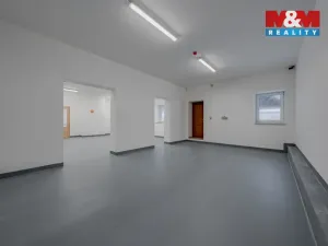 Pronájem skladu, Zubří, U Traktorky, 256 m2