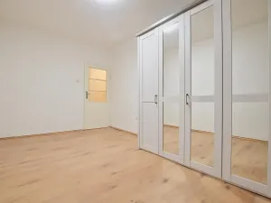 Pronájem bytu 2+kk, Kolín, Husova, 56 m2