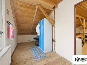 Prodej kanceláře, Račice-Pístovice, 479 m2