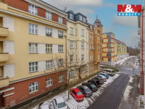 Prodej bytu 2+1, Karlovy Vary, K. Čapka, 55 m2