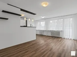 Pronájem bytu 3+kk, Neratovice, nám. Republiky, 78 m2