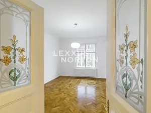 Pronájem bytu 3+1, Praha - Vinohrady, Chodská, 102 m2