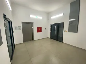 Pronájem kanceláře, Brno, Sochorova, 16 m2