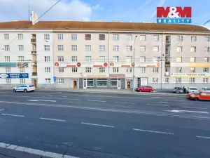 Prodej bytu 2+1, Teplice - Trnovany, Masarykova třída, 67 m2