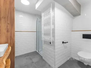 Pronájem bytu 2+kk, Praha - Vysočany, Kolbenova, 54 m2