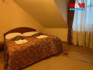 Pronájem bytu 4+kk, Plzeň - Vnitřní Město, Zbrojnická, 110 m2