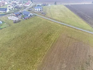 Prodej pozemku pro bydlení, Uhersko, 944 m2