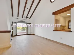 Prodej bytu 4+kk, Alicante, Španělsko, 150 m2