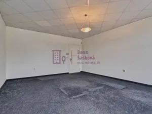 Pronájem kanceláře, Jindřichův Hradec, Karlov, 28 m2