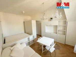 Pronájem bytu 1+kk, Praha - Josefov, Valentinská, 31 m2