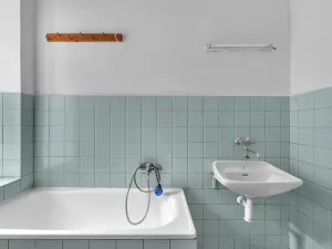 Prodej bytu 2+1, Hradec Králové, Komenského, 98 m2