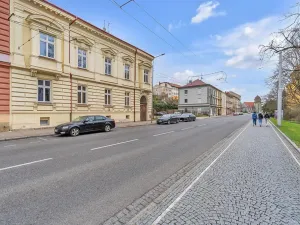 Prodej bytu 2+1, Hradec Králové, Komenského, 98 m2