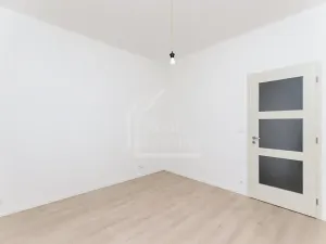 Pronájem bytu 2+1, Praha - Smíchov, Na pláni, 68 m2