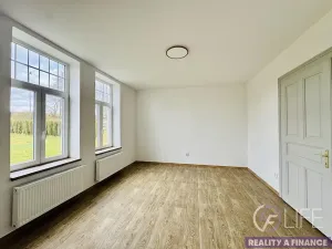 Pronájem bytu 2+1, Roztoky u Jilemnice, 63 m2