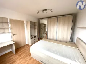 Pronájem bytu 2+1, České Budějovice, Roudenská, 54 m2