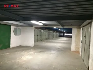 Pronájem garáže, Kladno, Bellevue, 19 m2