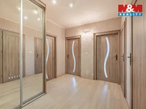 Prodej bytu 3+1, Praha - Letňany, Křivoklátská, 66 m2