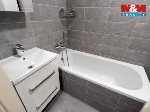 Prodej bytu 2+1, Kralupy nad Vltavou - Lobeček, Štefánikova, 52 m2