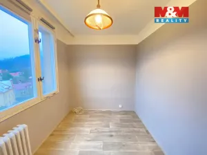 Pronájem bytu 3+1, Česká Kamenice, 5. května, 63 m2