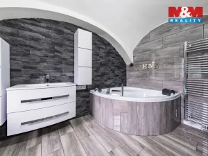 Prodej rodinného domu, Okounov, 197 m2