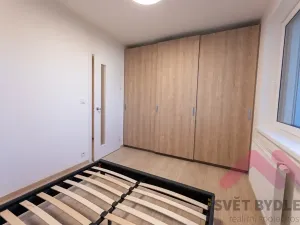 Pronájem bytu 2+kk, Praha - Řepy, Laudova, 60 m2