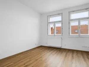 Prodej bytu 2+kk, Praha - Žižkov, Seifertova, 41 m2