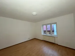 Prodej bytu 2+1, Praha - Košíře, Holečkova, 55 m2