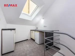 Prodej kanceláře, Praha - Vršovice, 28. pluku, 146 m2