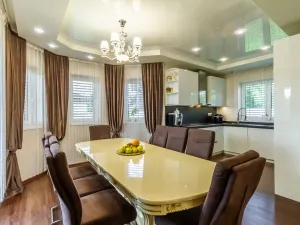 Prodej rodinného domu, Babice, Starobabická, 200 m2