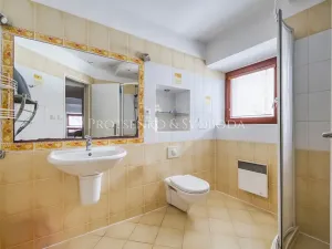Prodej apartmánu, Nová Pec, 330 m2