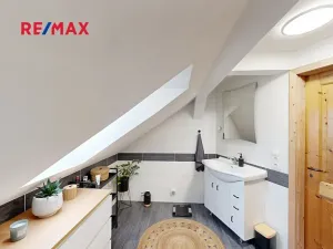 Prodej rodinného domu, Varnsdorf, Školní, 194 m2