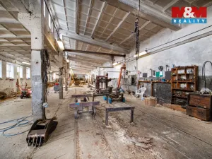 Prodej výrobních prostor, Bratrušov, 1152 m2