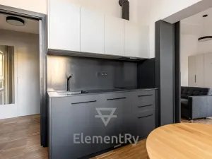 Pronájem bytu 1+1, Hradec Králové, Hradební, 40 m2