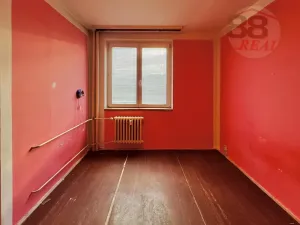 Prodej bytu 3+1, Klášterec nad Ohří, Budovatelská, 62 m2