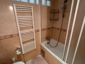 Pronájem bytu 1+1, Praha - Smíchov, Na Valentince, 44 m2